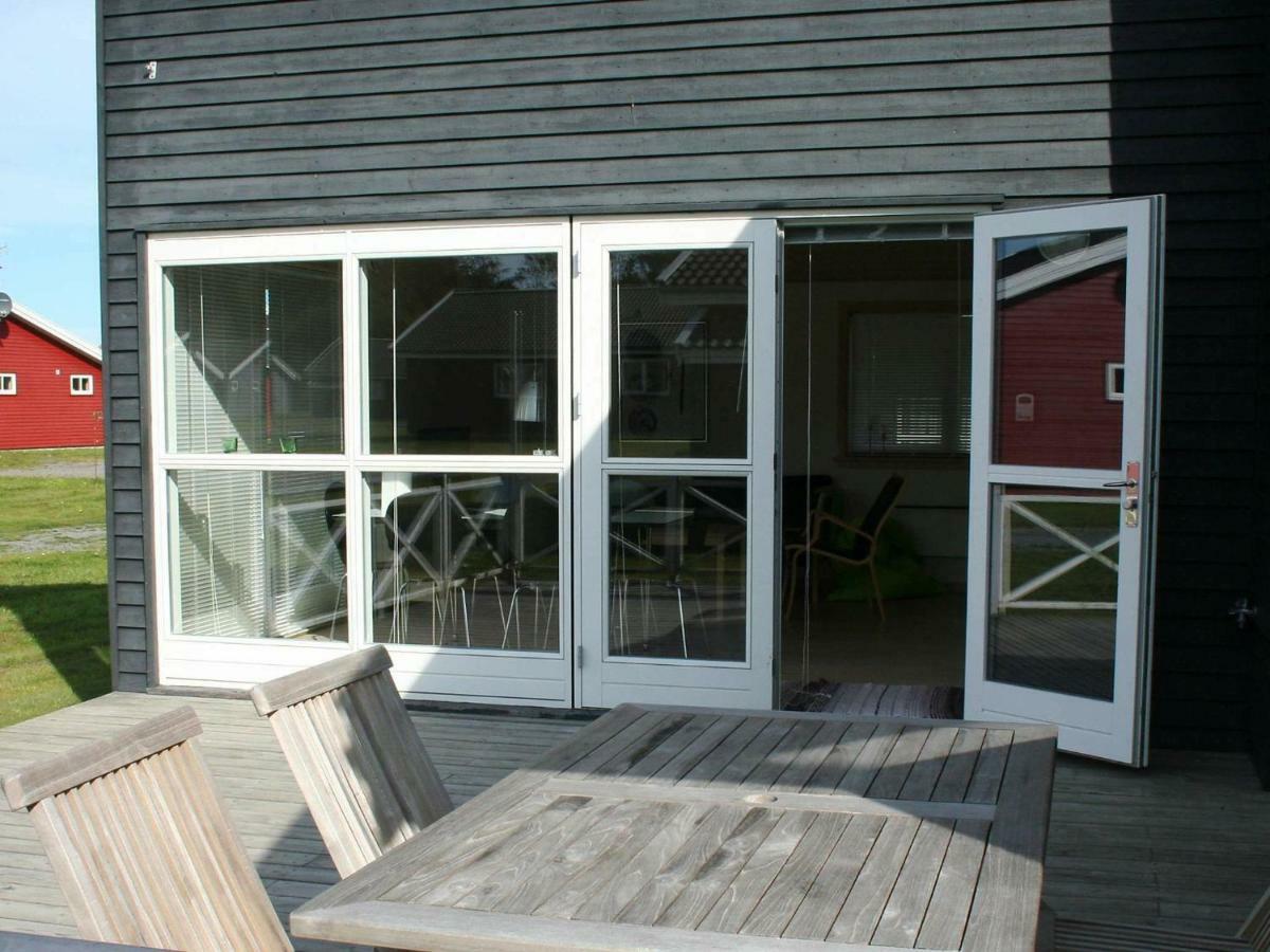 6 Person Holiday Home In Gudhjem Buitenkant foto